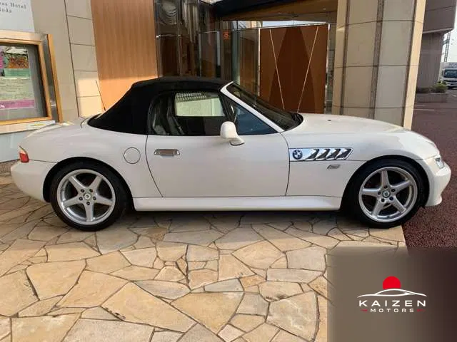 BMW Z3 Roadster 1997 — photo 1 sur 8