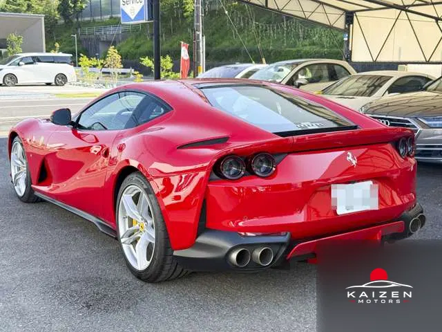 Ferrari 812 Superfast F1 DCT 2018 — photo 1 sur 8