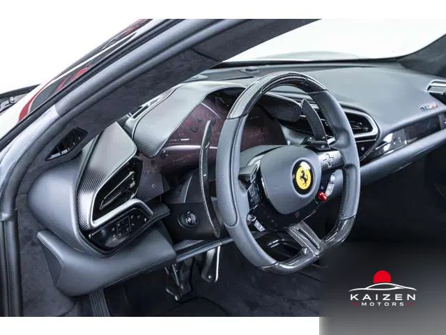 Ferrari 296GTB F1 DCT Alluminio Opaco LED 2025 — photo 1 sur 8
