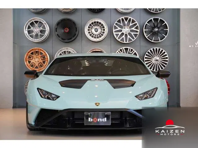 Lamborghini Huracán STO (LDF) BC 2022 — photo 1 sur 8