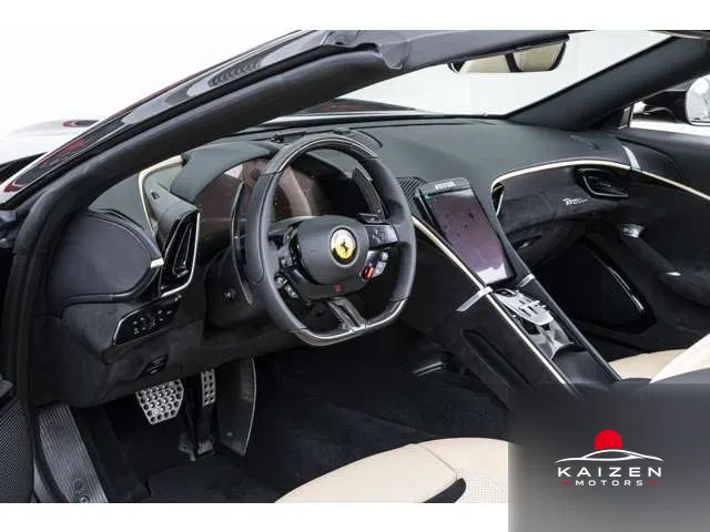 Ferrari Roma Spider F1 DCT Nero Ds Sabbia 2025 — photo 1 sur 8