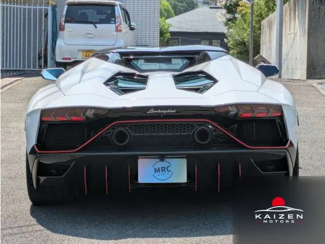 Lamborghini Aventador Roadster LP780-4 4WD V12 2022 — photo 1 sur 8