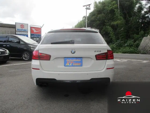 BMW 5 Series 528i Touring M Sport 2013 — photo 1 sur 8