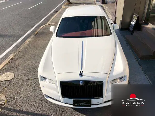 Rolls-Royce Ghost 6.6 2016 — photo 1 sur 8