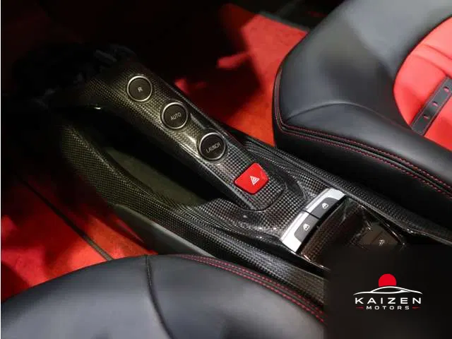 Ferrari 488 Spider F1 DCT 2018 — photo 1 sur 8