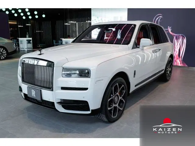 Rolls-Royce Black Badge Cullinan 6.75 4WD 2023 — photo 1 sur 8
