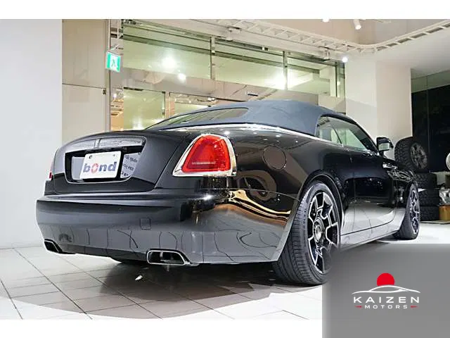 Rolls-Royce Black Badge Dawn 6.6 2019 — photo 1 sur 8