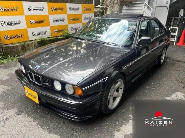 BMW 5 Series 525i 1990 — photo 1 sur 8