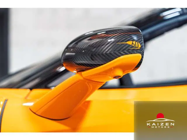 McLaren 750S Spider 4.0 60th Anniversary Triple Clown Stripe 2025 importée par Kaizen Motors
