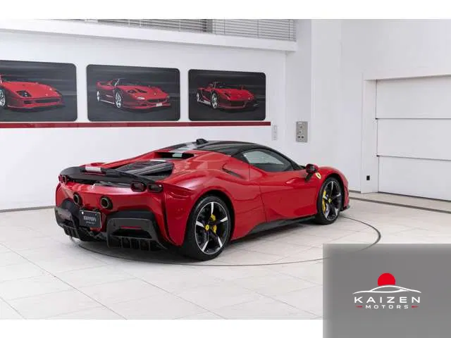 Ferrari SF90 Stradale F1 DCT E4WD Rosso Corsa Nero 2022 — photo 1 sur 8