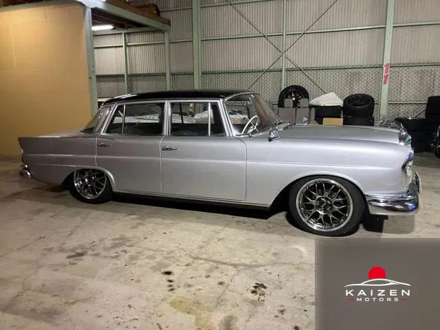 Mercedes-Benz Classe S S220SE Coupé 1965 — photo 1 sur 8