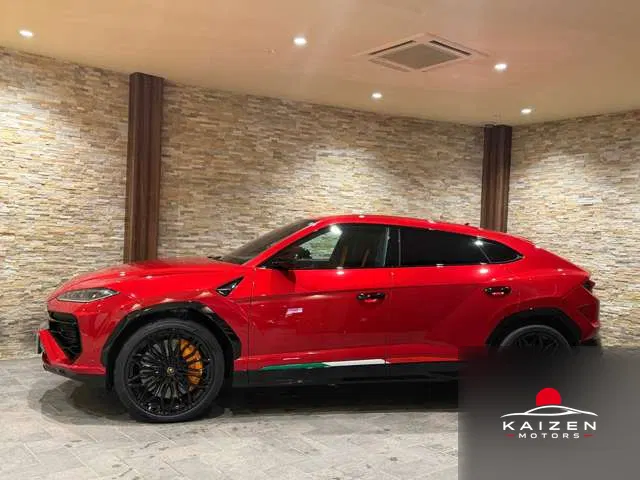 Lamborghini Urus SE 4WD 2025 — photo 1 sur 8