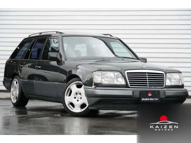 Mercedes-Benz Classe E E320 Break 1997 — photo 1 sur 8