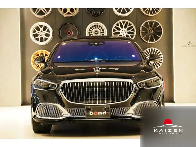 Mercedes-Maybach Classe S S680 4WD 2022 — photo 1 sur 8