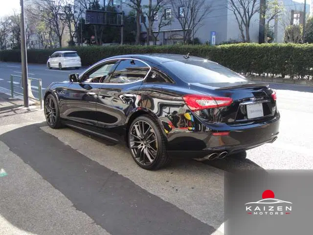 Maserati Ghibli S 2015 — photo 1 sur 8