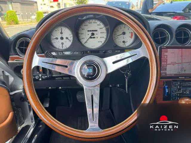 Mercedes-Benz SL 380SLC 1981 — photo 1 sur 8