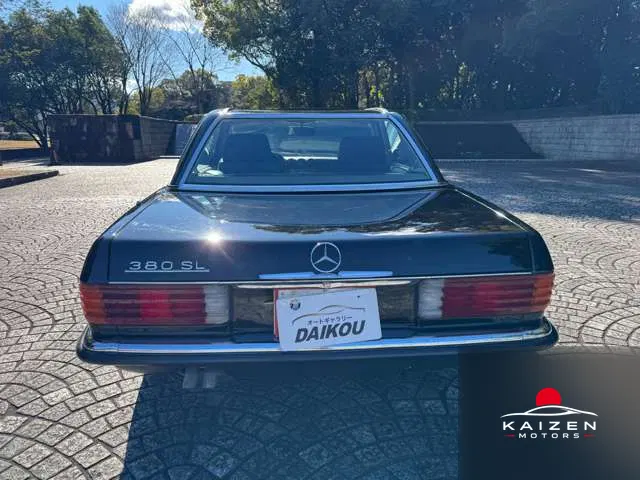 Mercedes-Benz SL 1987 — photo 1 sur 8