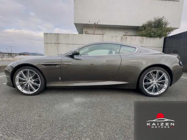 Aston Martin DB9 Last of 9 Last of 9 2016 — photo 1 sur 8