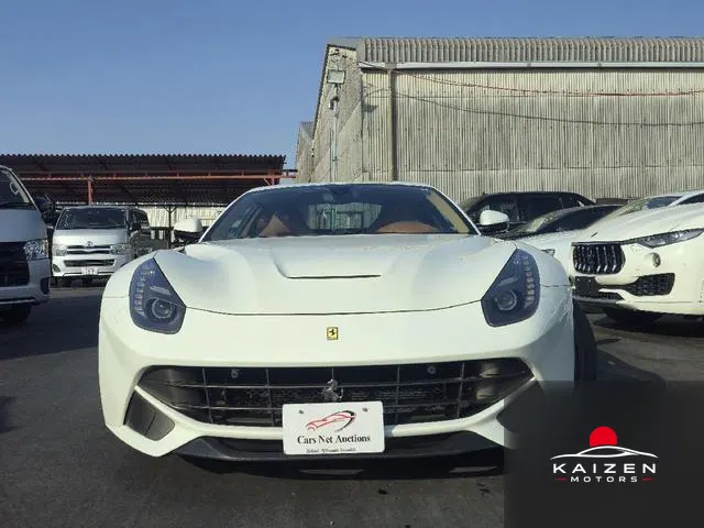 Ferrari F12 Berlinetta 2013 — photo 1 sur 8