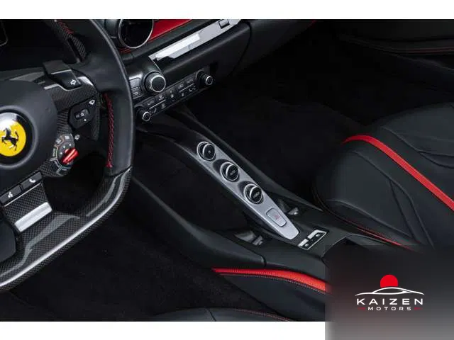 Ferrari 812GTS F1 DCT Bianco Avus Nero 7500km 2020 — photo 1 sur 8