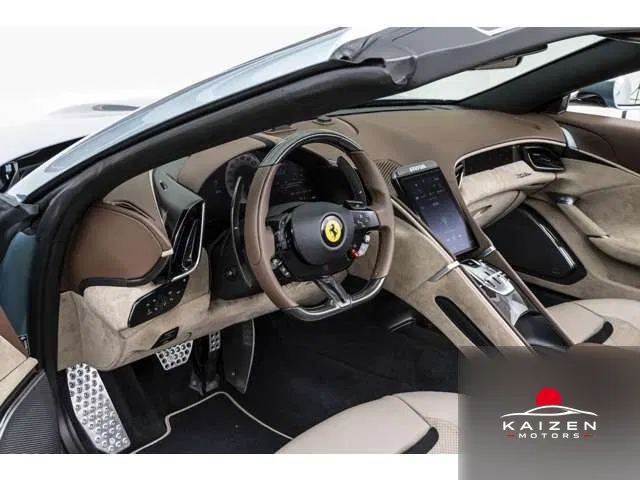 Ferrari Roma Spider F1 DCT Celeste Trevi Tortora 2024 — photo 1 sur 8
