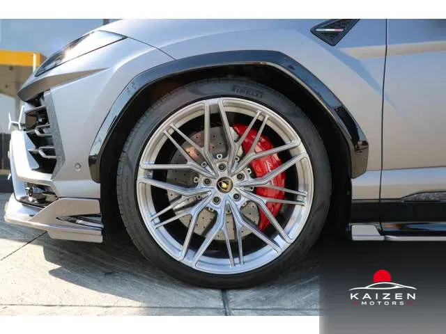 Lamborghini Urus 4.0 4WD RI.VALTA ver 2019 — photo 1 sur 8