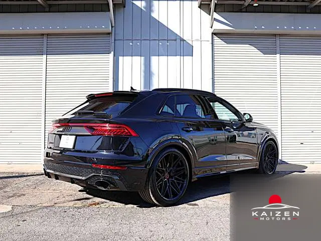 Audi RS Q8 4.0 4WD 2021 — photo 1 sur 8