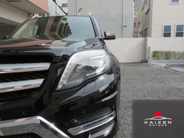 Mercedes-Benz GLK AMG Exclusive · GLK350 4WD Pack 2014 — photo 1 sur 8