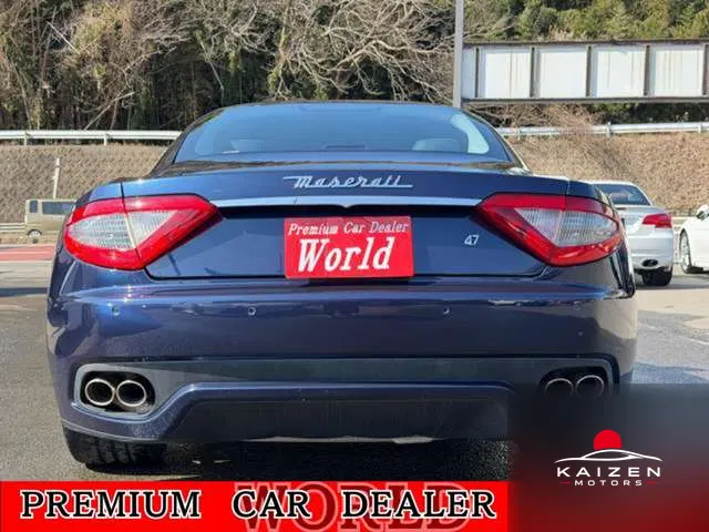 Maserati GranTurismo S 2010 — photo 1 sur 8