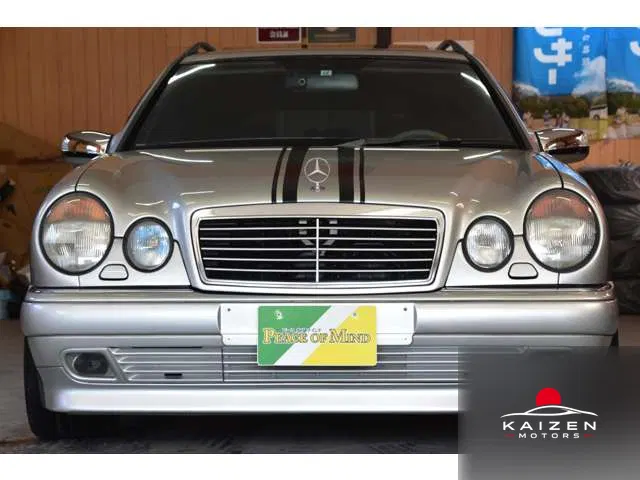 Mercedes-Benz Classe E E240 Break 2002 — photo 1 sur 8