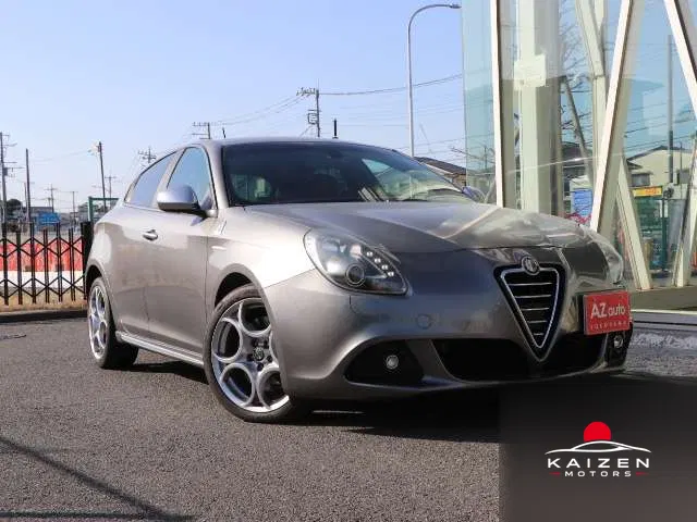 Alfa Romeo Giulietta Quadrifoglio 18AW 2012 — photo 1 sur 8