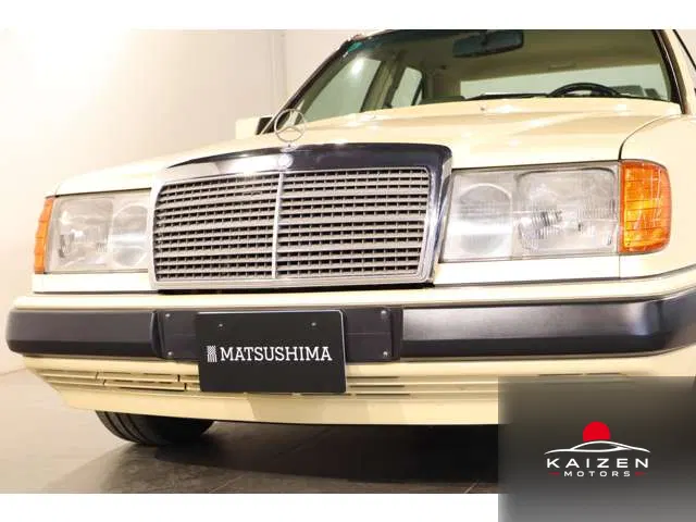 Mercedes-Benz Medium-Class 230E Medium- 1991 — photo 1 sur 8