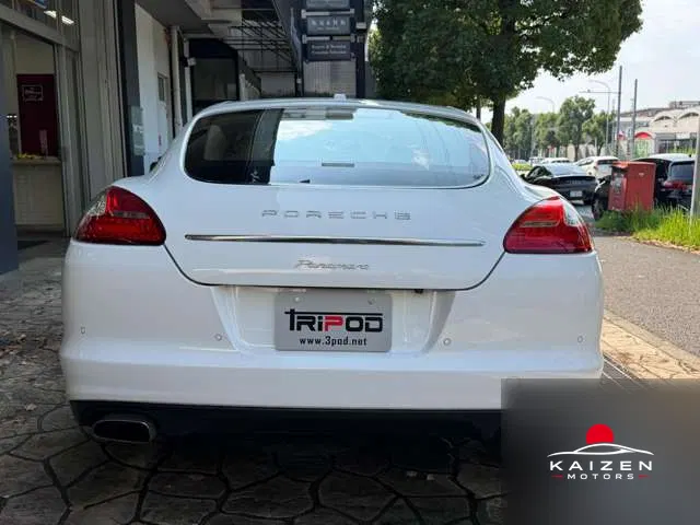 Porsche Panamera 3.6 PDK 2010 — photo 1 sur 8