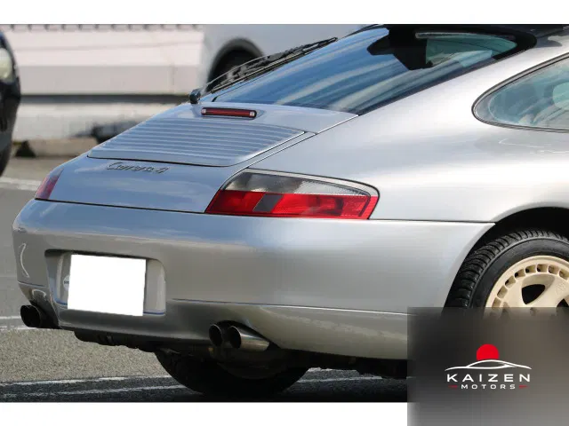 Porsche 911 Carrera 4 4WD 1999 — photo 1 sur 8