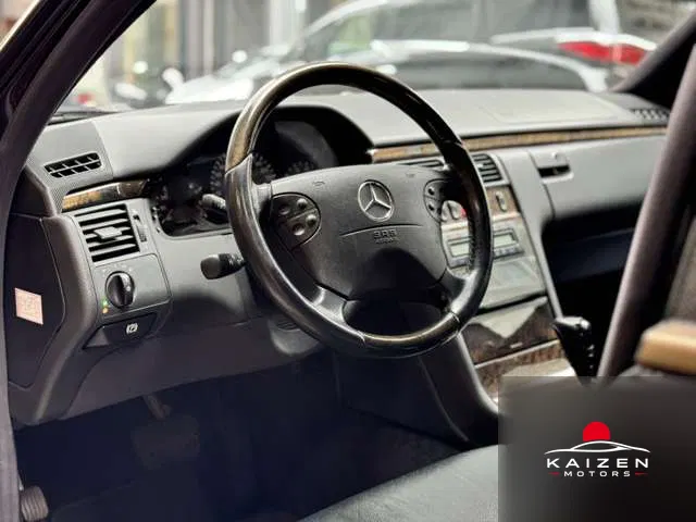 Mercedes-Benz Classe E E240 AVG Break 2001 — photo 1 sur 8