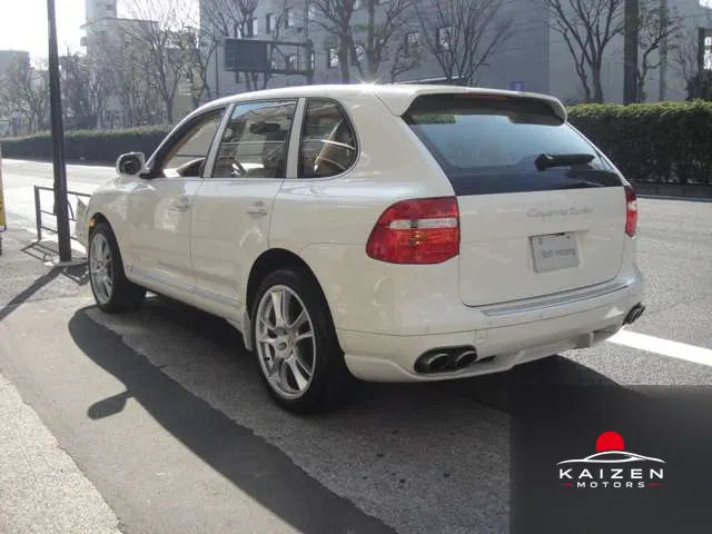 Porsche Cayenne Turbo 4WD 2008 — photo 1 sur 8