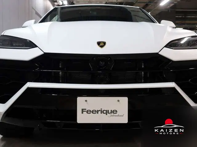 Lamborghini Urus SE 4WD Phanes Style pkg Panoramic 2026 importée par Kaizen Motors
