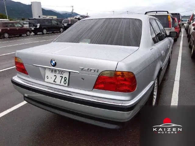 BMW 7 Series 740i 2000 — photo 1 sur 2