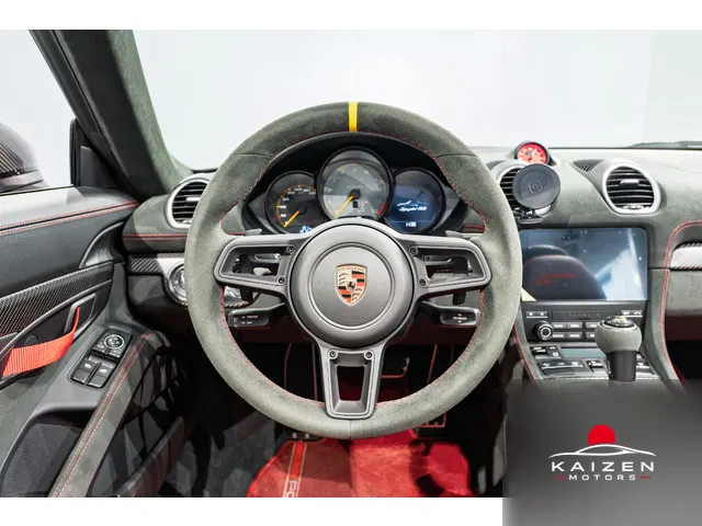 Porsche 718 Spider RS PDK Weissach Pack 2025 — photo 1 sur 8