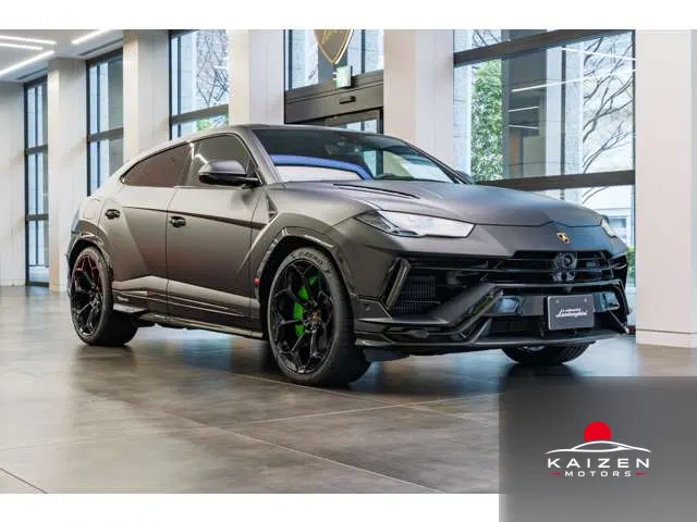 Lamborghini Urus 4WD LHD Nero Nemesis 2025 — photo 1 sur 8