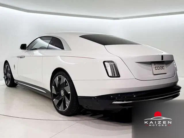 Rolls-Royce Spectre 2025 — photo 1 sur 8
