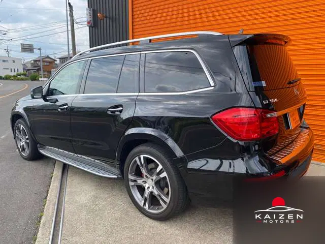 Mercedes-Benz GL GL550 4WD 2013 — photo 1 sur 8