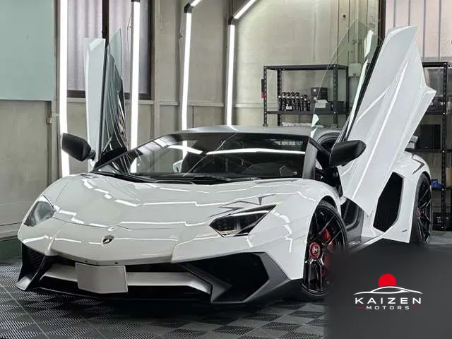 Lamborghini Aventador LP750-4 Super Veloce 4WD 2016 — photo 1 sur 8