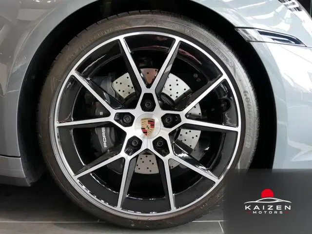 Porsche 911 Carrera T 2025 — photo 1 sur 8