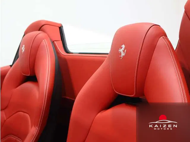 Ferrari 488 Spider F1 DCT 2019 — photo 1 sur 8