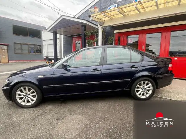 BMW 3 Series 320i 2005 — photo 1 sur 8