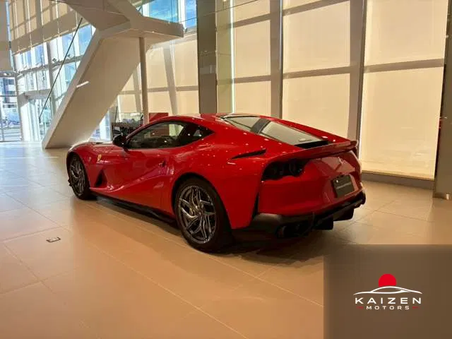 Ferrari 812 Superfast F1 DCT F1DCT Rosso Corsa 2019 — photo 1 sur 8