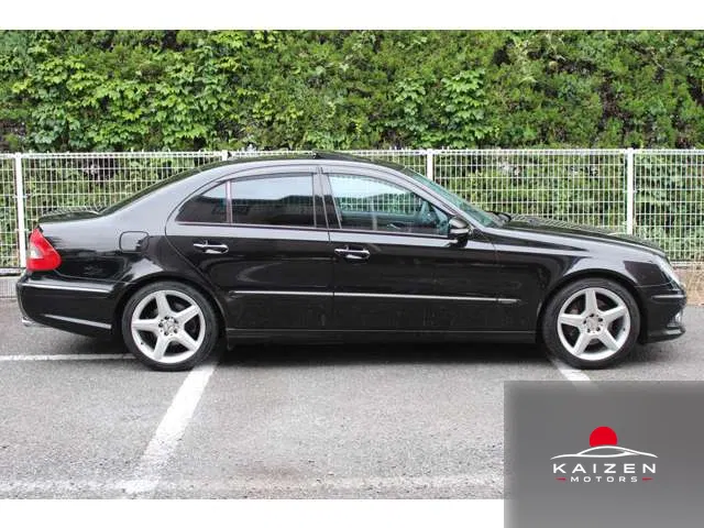 Mercedes-Benz Classe E E350 2008 — photo 1 sur 8