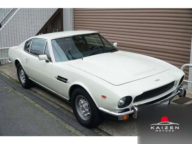 Aston Martin V8 White OscarIndia 1983 — photo 1 sur 8