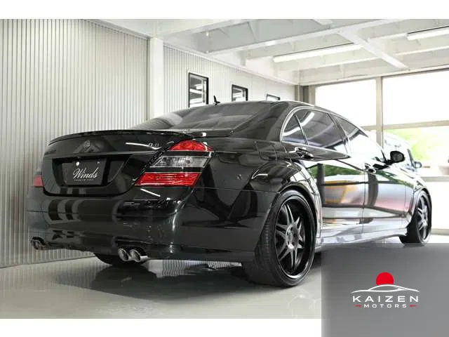 Brabus S-B8 B8 BRABUS Full Aero 2010 importée par Kaizen Motors